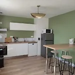 בית נופש De La *