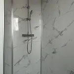 De La *