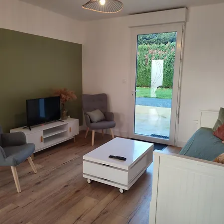 De La Holiday home Brecey