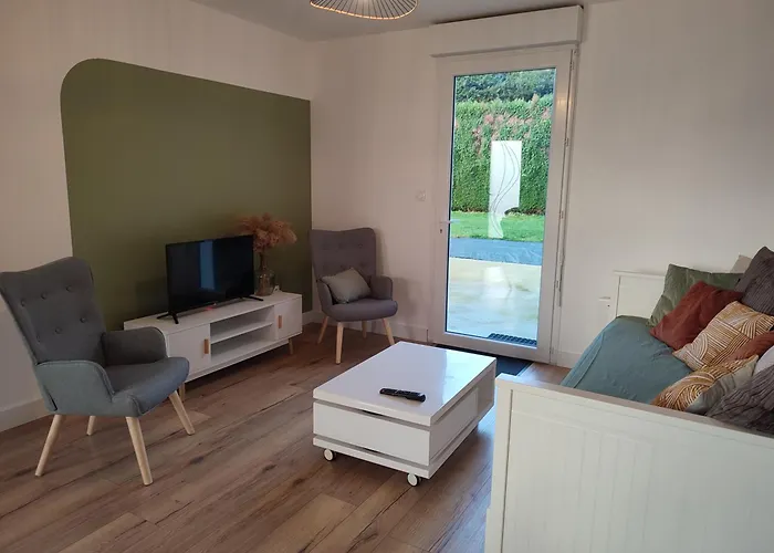 De La Holiday home Brecey